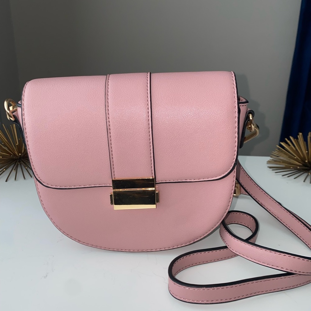 Pink shoulder bag